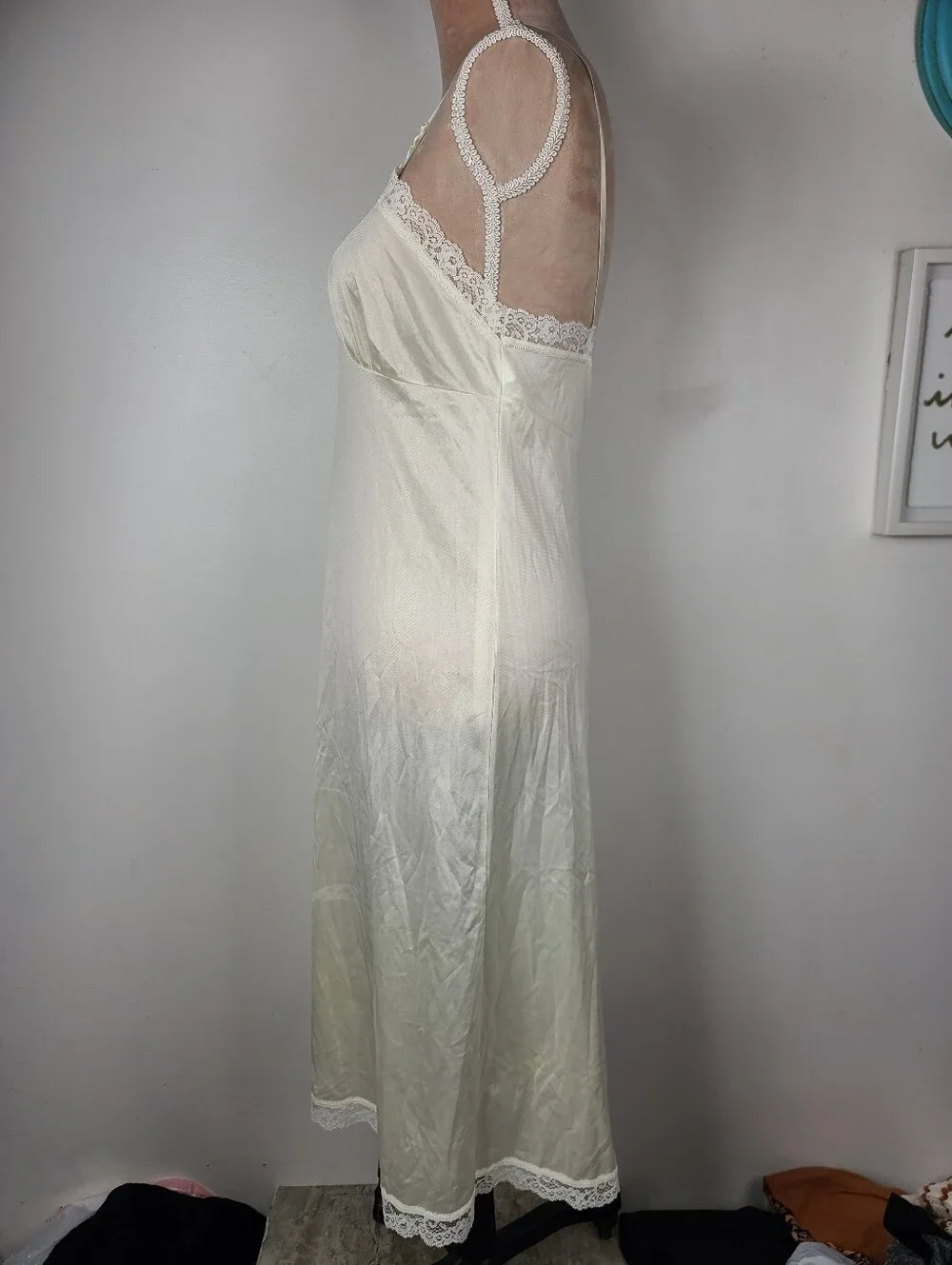 Vintage Deena Ivory Cream Nylon Lace Trim Full Slip Retro Lingerie 34 Style 2090 - Picture 5 of 16